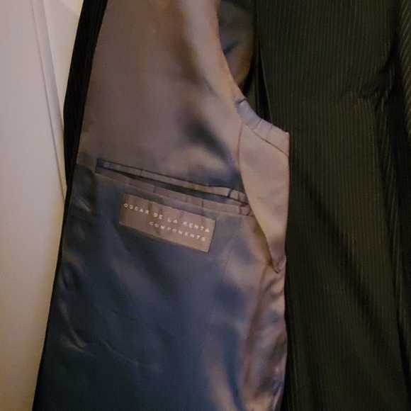 Oscar De La Rente Mens pin striped suit - Picture 3 of 8